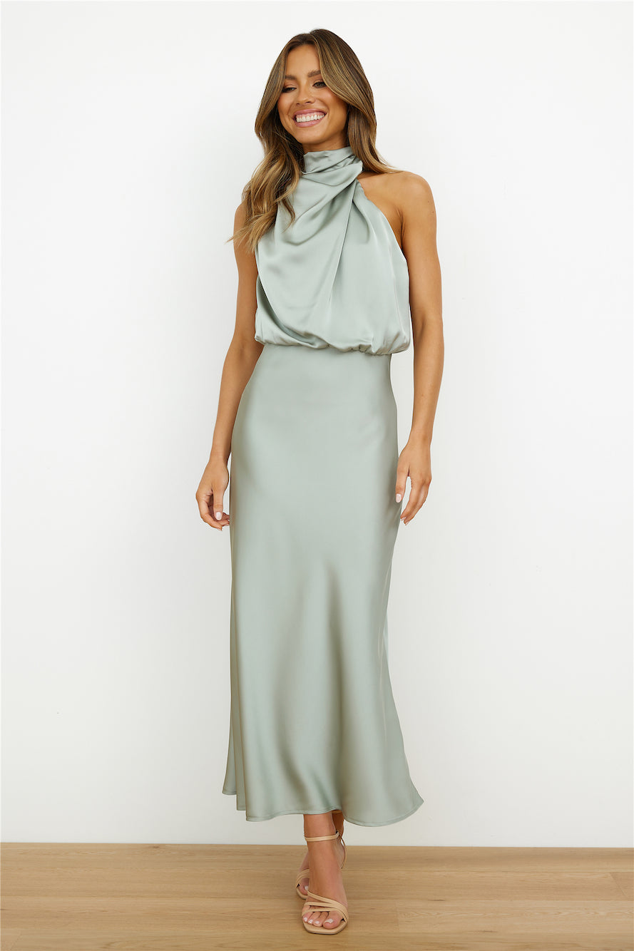 Vestido con escote americano