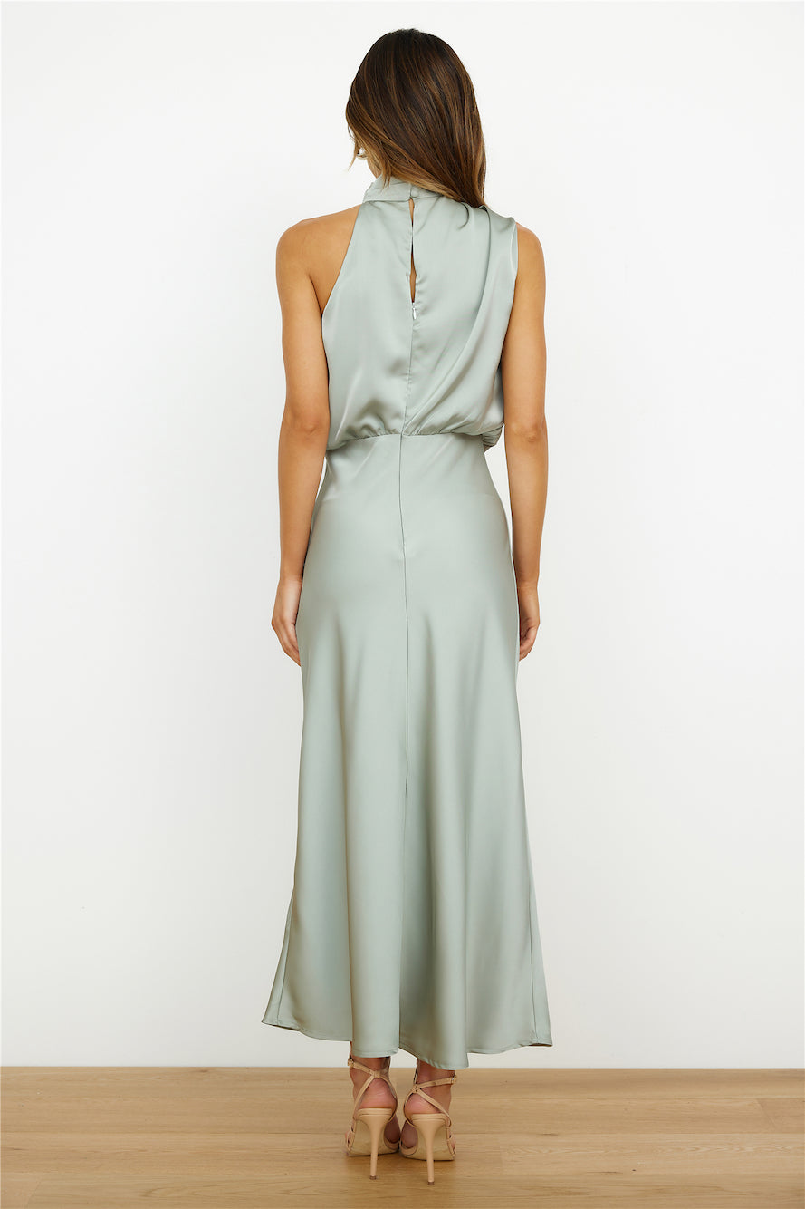 Vestido con escote americano