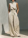 Conjunto minimalista de blusa sin mangas y pantalón ancho