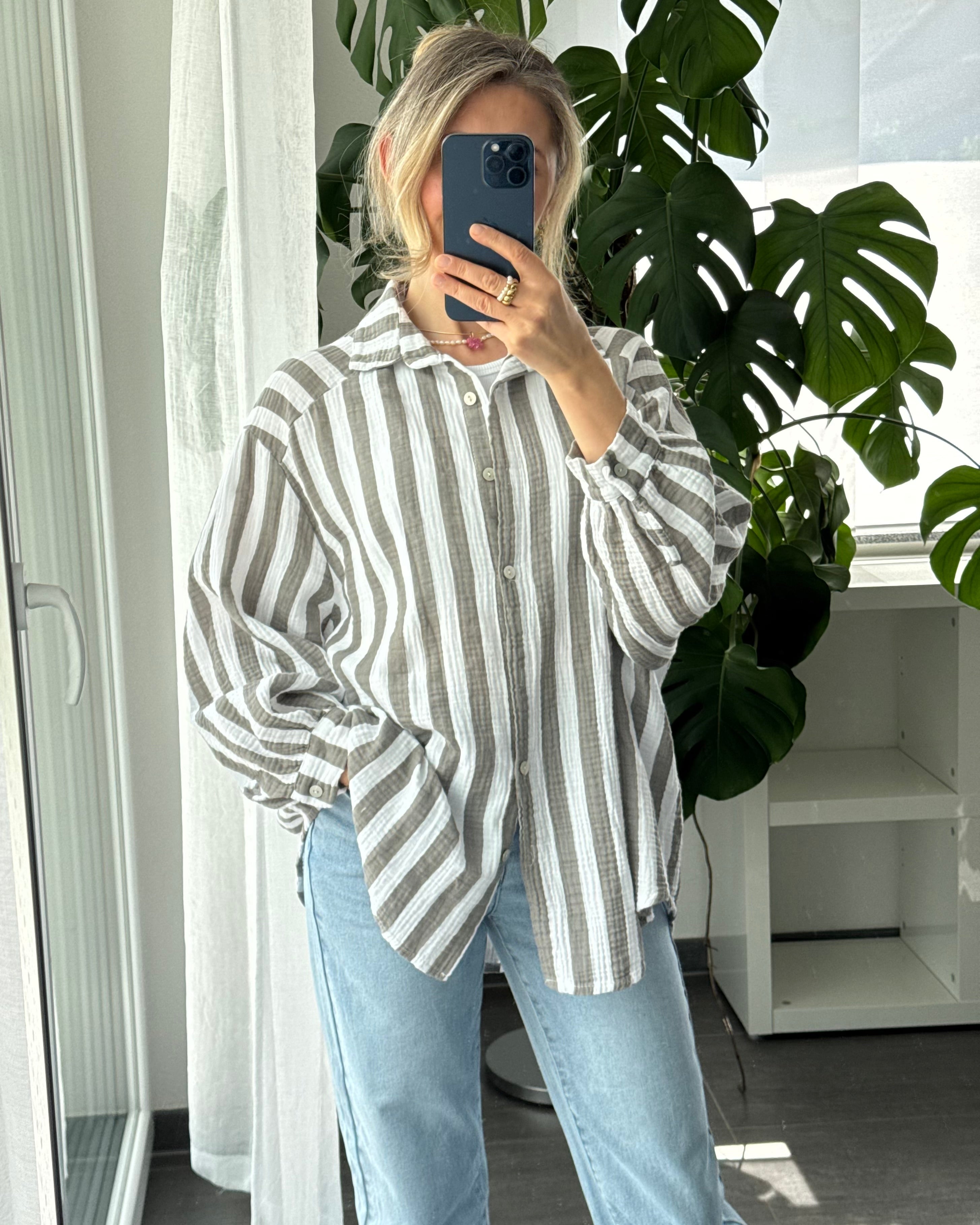 Blusa gris