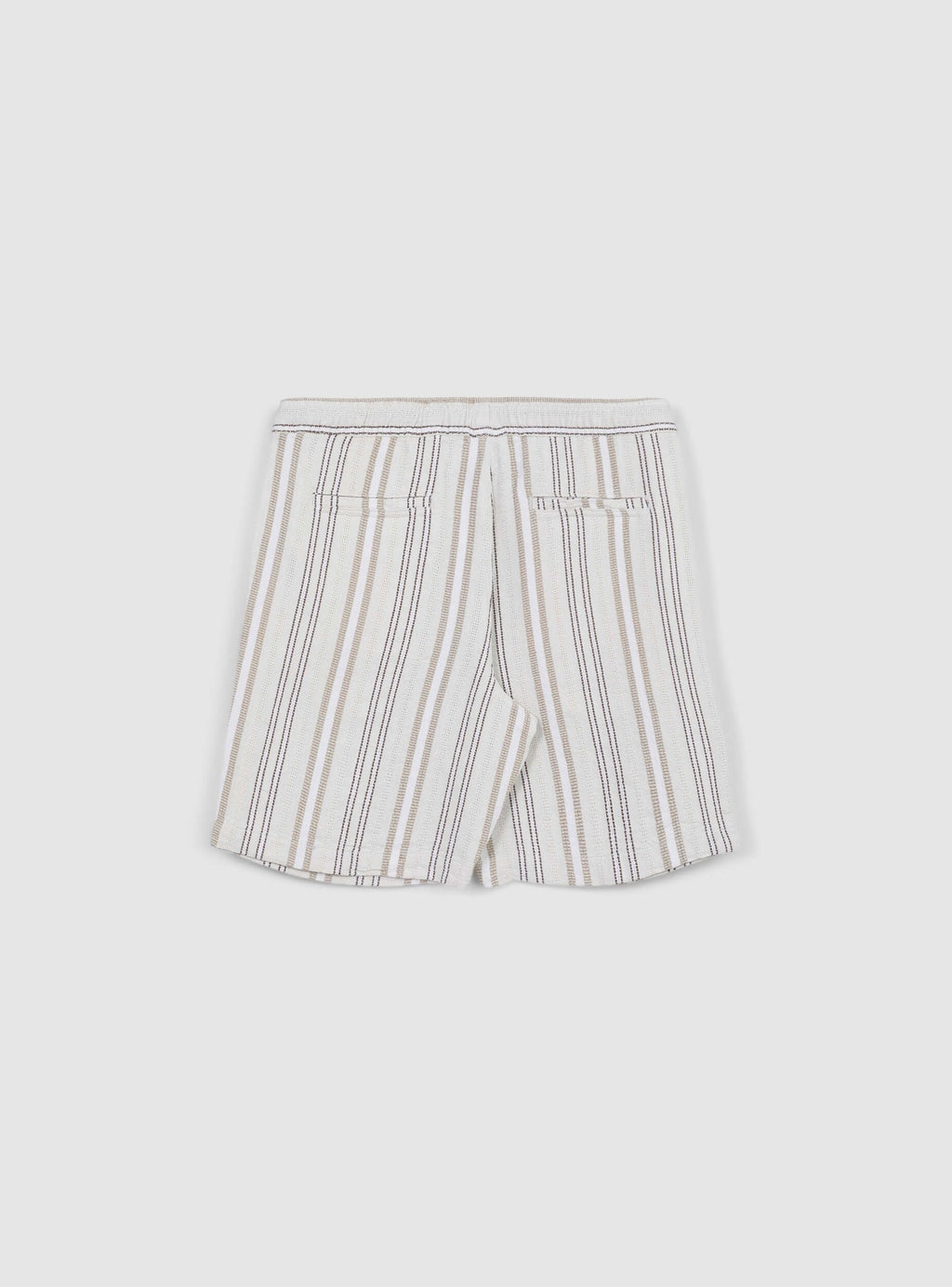 Pantalón corto a rayas