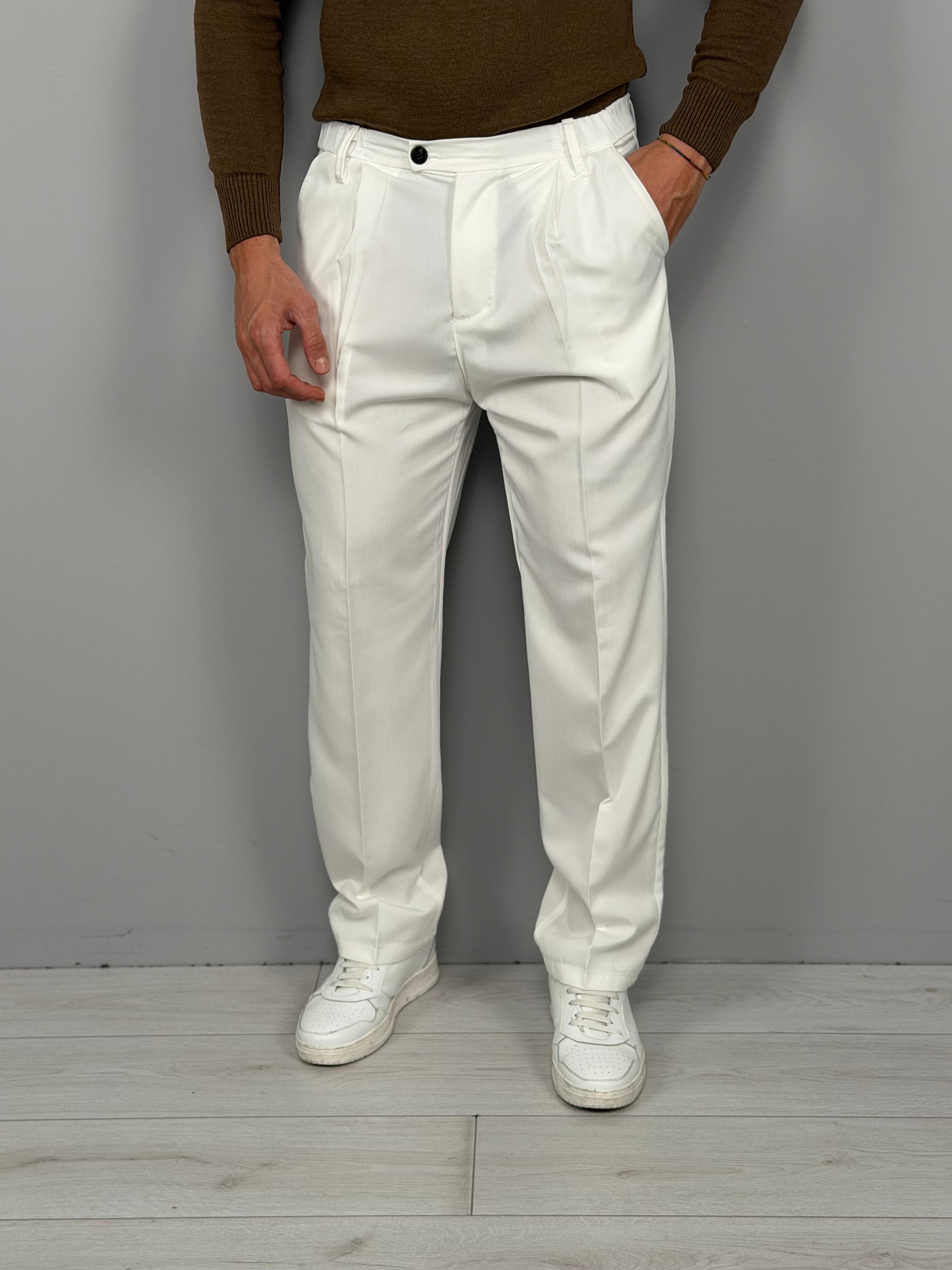 PANTALÓN AMPLIO - BOLSILLO TRASERO