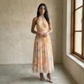 Vestido estampado con cuello Halter y cintura ajustable