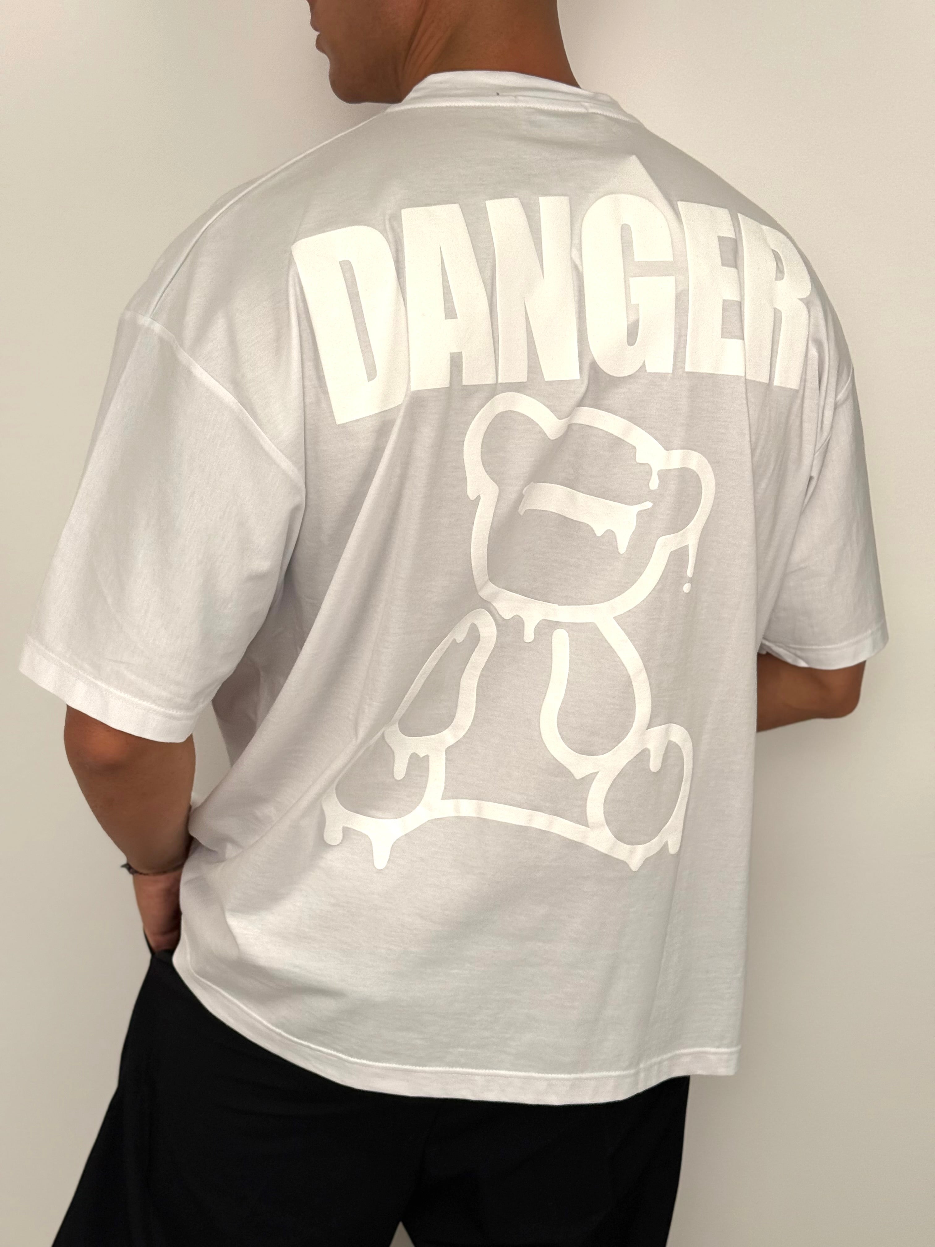 CAMISETA TEDDY DANGEROUS