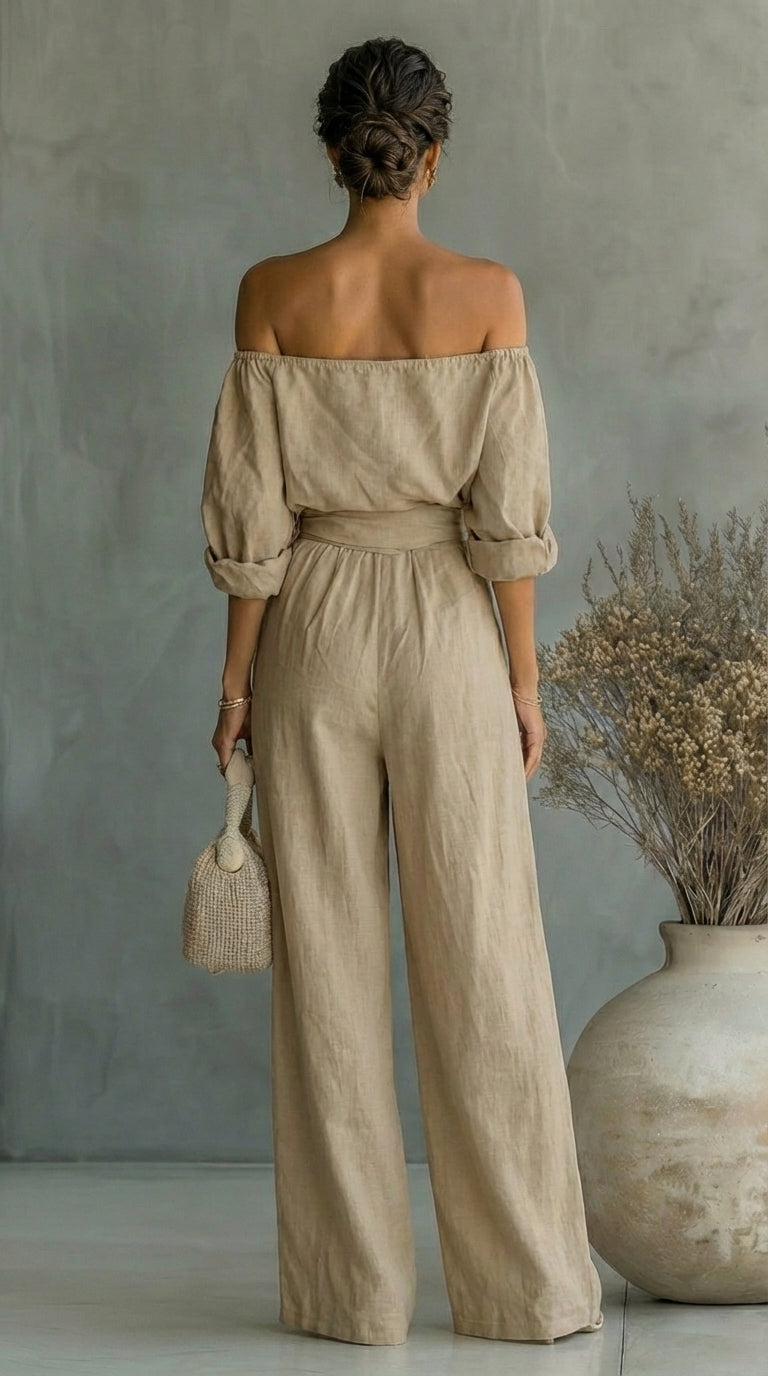 Conjunto de lino único para destacar este verano.
