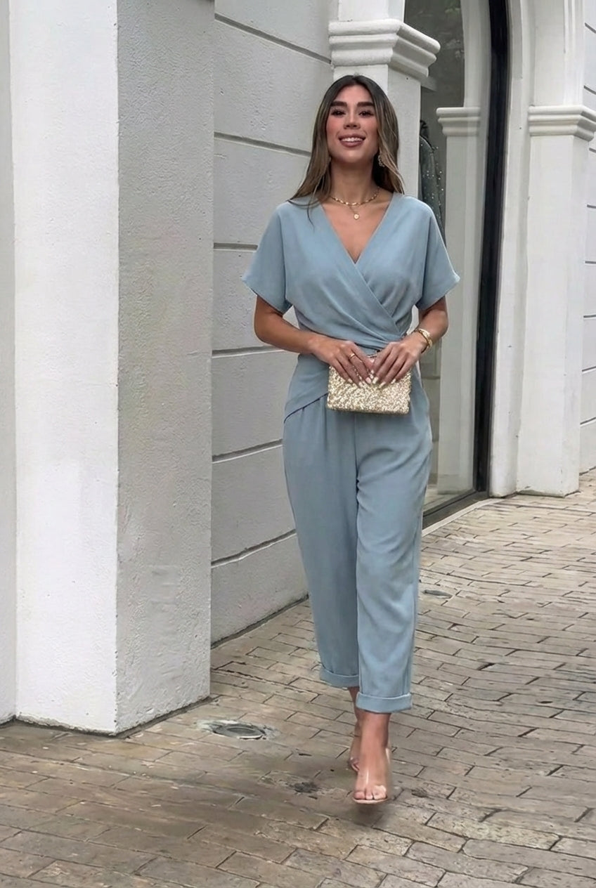 Elegante traje de dos piezas